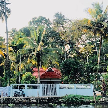 Eden Cabana Alappuzha Экстерьер фото